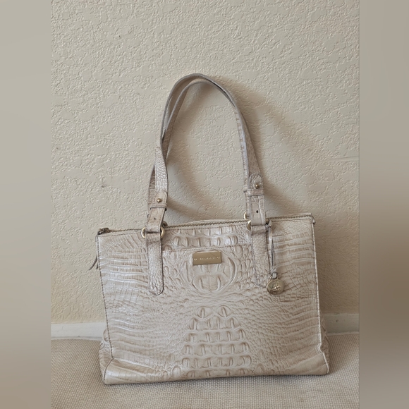 Brahmin Elegant Cream Handbag - Picture 1 of 8